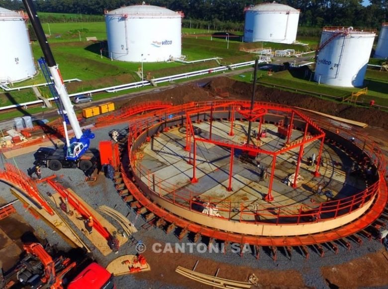 Proyecto de montaje de tanque industrial para Vitco, optimizado con el Sistema Cantoni.