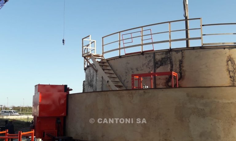 Proyecto de montaje de tanque industrial para Vitco, optimizado con el Sistema Cantoni.