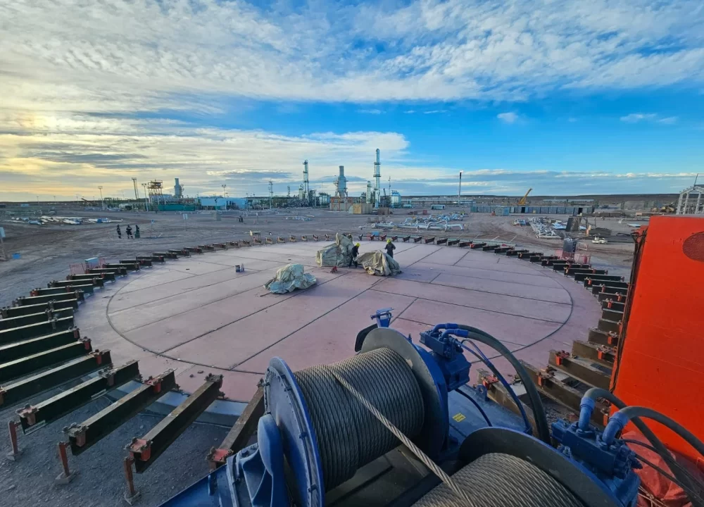 Tanque API 650 montado para TGS 2024 con tecnología avanzada de Cantoni.